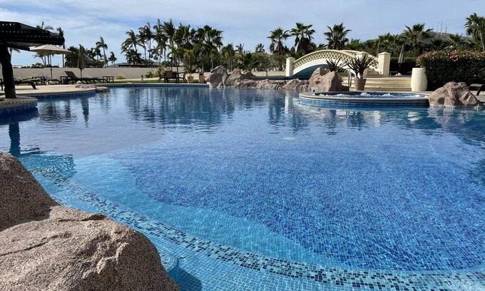 Zona Hotelera Copropriété | PERSONAL CONCIERGE! steps from the ocean with amazing views