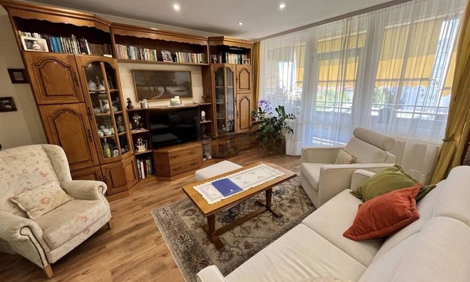 Kecskemet Appartement | Petőfi Downtown Apartment – Stylish Comfort in Kecskemét's Heart