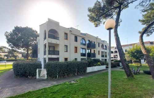 Saint-Georges-de-Didonne Appartement | Pet Friendly Apartment