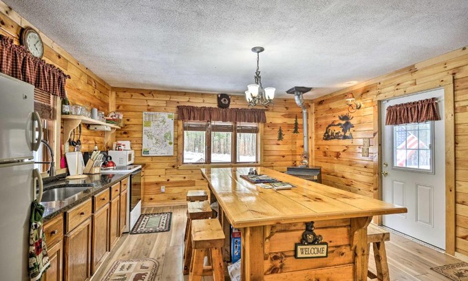 Brantingham Maison | Pet-Friendly Brantingham Cabin by ATV Trails