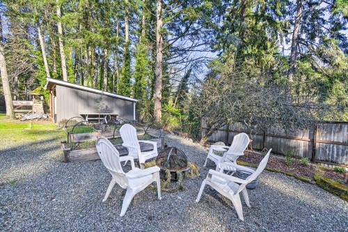 Fox Island Maison | Pet-Friendly Cabin Minutes to Gig Harbor!