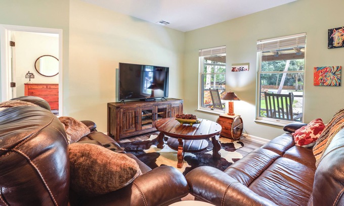 Palm City Cabine | Pet-Friendly Cabin on 50 Acres in Palm City!