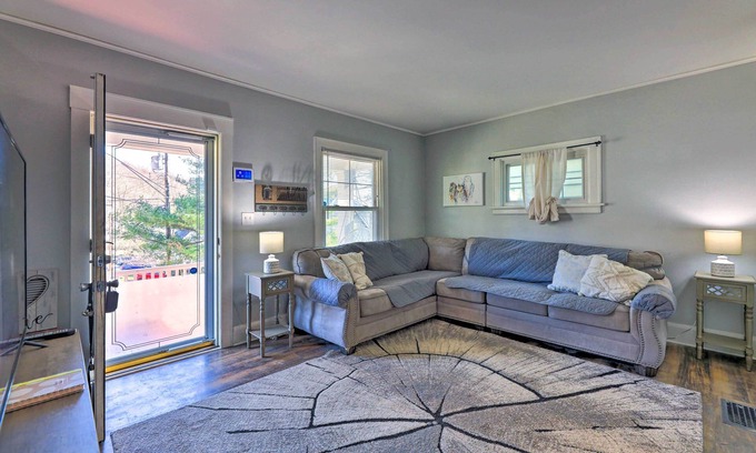 Kenton Vale Maison | Pet-Friendly Covington Retreat w/ Fenced Yard