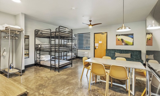 Pacific Hôtel | Pet friendly family suite West of St. Louis with pool at The Landing Hub Boutique Hotel