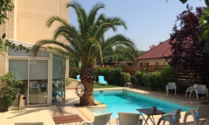 Sud Hôtel | Pet-friendly Hotel Close to Parc des Collines de Cuques! w/ Breakfast & Pool!