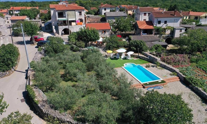 Brzac Maison | Pet-Friendly Holiday Home Lara with Pool and Sea view - excellent choice for a relaxing family getaway