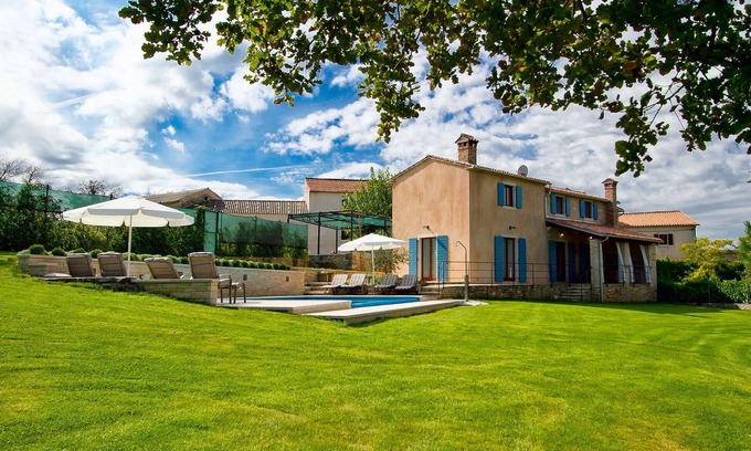 Jezenj Maison | Villa Valica