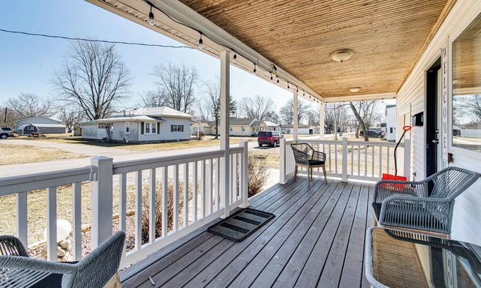 Casey Cottage | Pet-friendly Home w/ Fenced Yard: 'cozy in Casey'