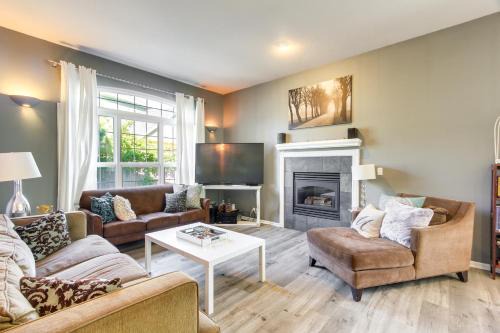 Springfield Maison | Pet-Friendly Home with Grill, 2 Mi to Autzen Stadium