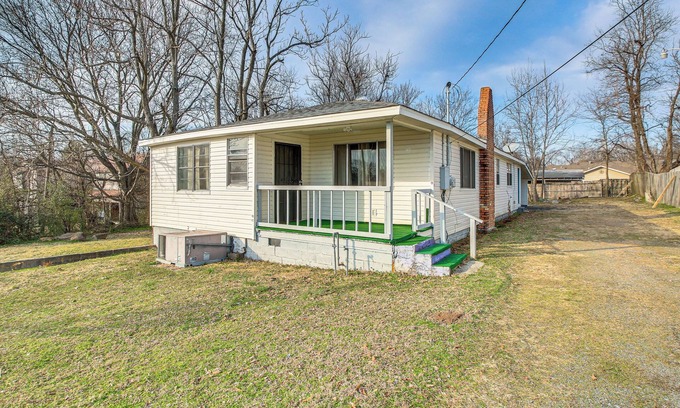 Downtown Little Rock Maison | Pet-Friendly Little Rock Home on Spacious Lot