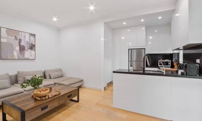 Bellevue Hill Appartement | Pet Friendly Modern Apartment in Rose Bay near water