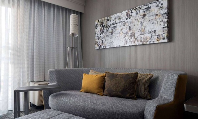 Pleasant Hill Hôtel | Pet Friendly Suites Close to The Mission District & Downtown! w/ Self Parking!