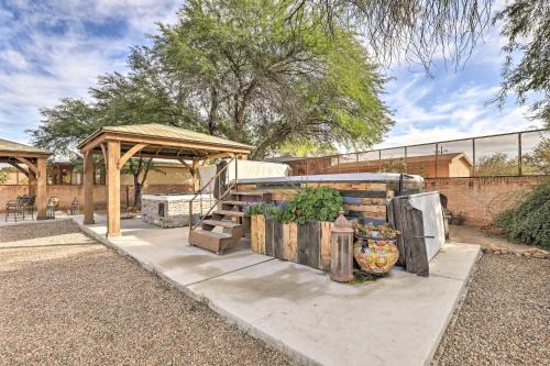 Tucson Maison | Pet-Friendly Tucson Casita Shared Hot Tub and Patio