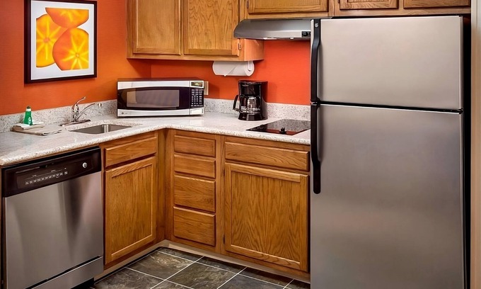 Bethlehem Hôtel | Pet-Friendly Unit Minutes from Allentown Art Museum w/ Free Breakfast