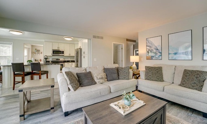 Wixom Maison | Pet-Friendly Vacation Rental in Wixom with Hot Tub!