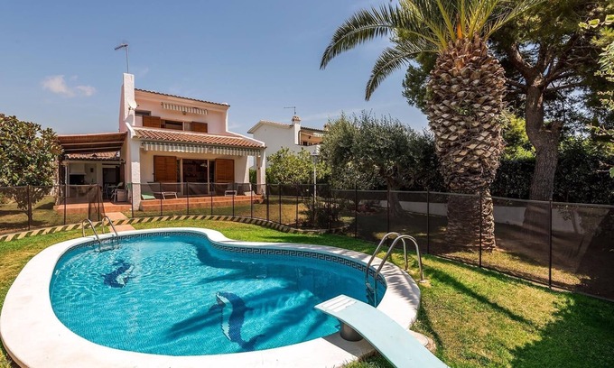 Roda de Bara Villa | Villa à 100 m de la plage avec piscine et Wi-Fi. Animaux domestiques admis