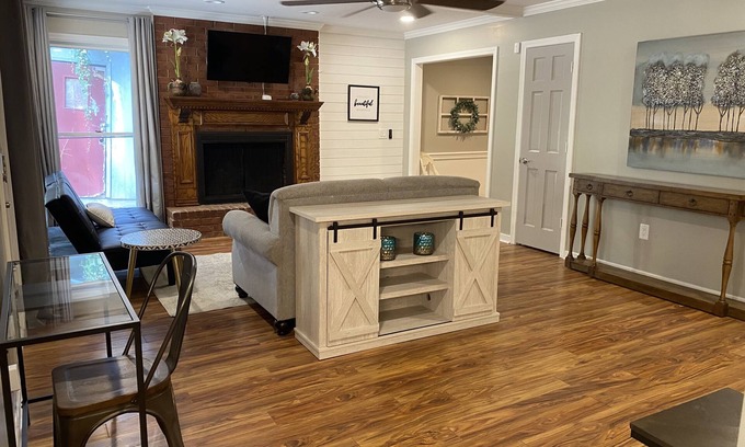Flowood Maison | Pet Friendly! Whole home in Brandon ASH