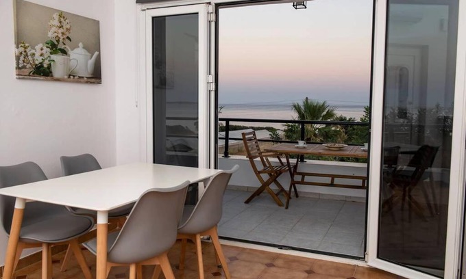 Makry Gialos Appartement | Peter & Paul Seaview House Private Parking, A/C