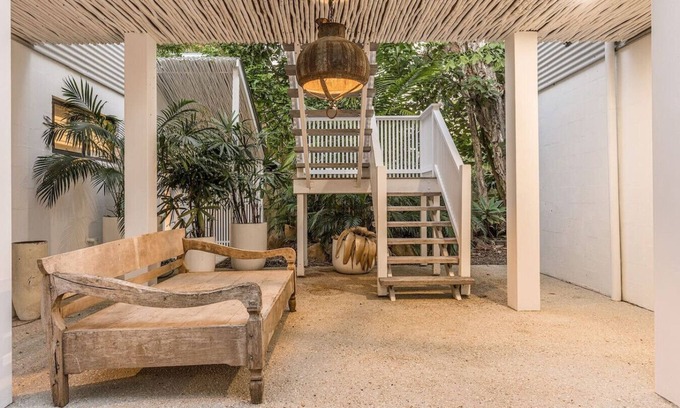 South Golden Beach Maison | Peter St · South Golden Beach Abode - Family Luxury at Beach