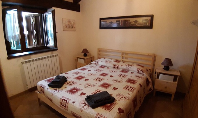 Periasc Appartement | Petit Paradise renovated apartment in a historical context