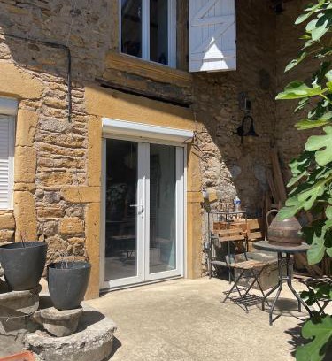 Saint-Germain-Nuelles Appartement | Petit studio aux portes du beaujolais