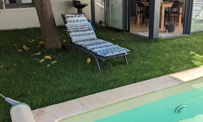 Le Bourg Maison | Petite Bulle, un espace de calme et de détente proche du centre ville.