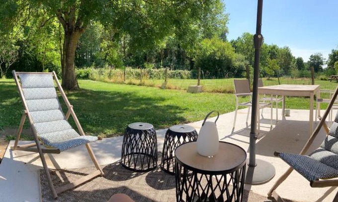 Chatel-de-Neuvre Maison | Petite maison à la campagne
