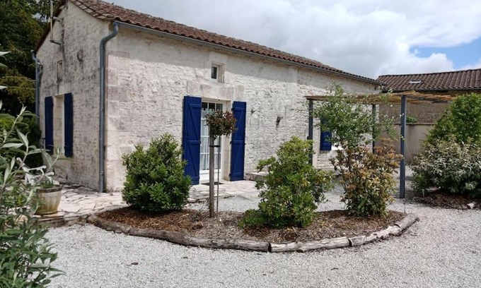 La Rochette Maison | Petite maison de charme Les Chats Pîtres