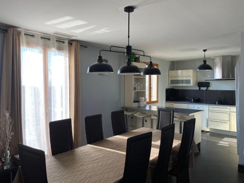 Labastide-Gabausse Maison | Petite maison en pleine campagne