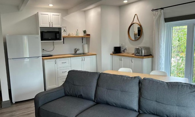 Cap-a-l'Aigle Appartement | Petite Plaisance Appartements