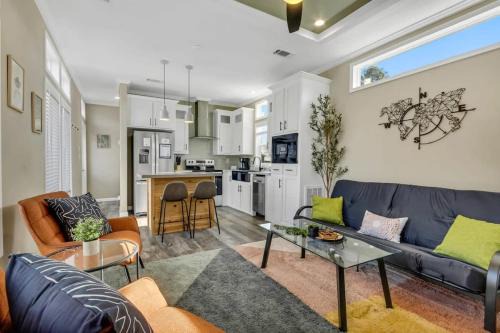 Owens Cross Roads Maison | Petite Retreat by Green Mountain - Cozy Byrd Nest