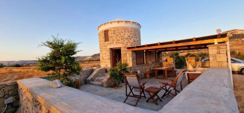 Zefiria Maison | Petromilos1920
