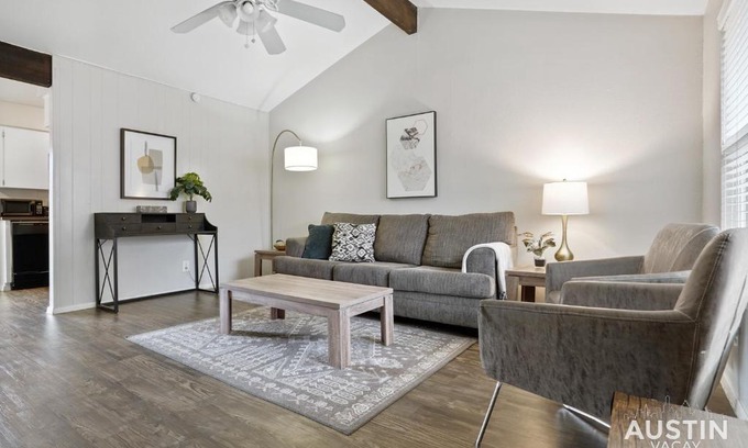 Zilker Appartement | Pets Welcome Great Space Backyard Near Zilker