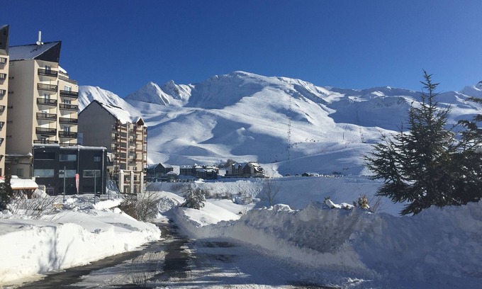 Peyragudes Appartement | Peyragudes Vacances Situé à l entrée de la station à 400m du pied des pistes