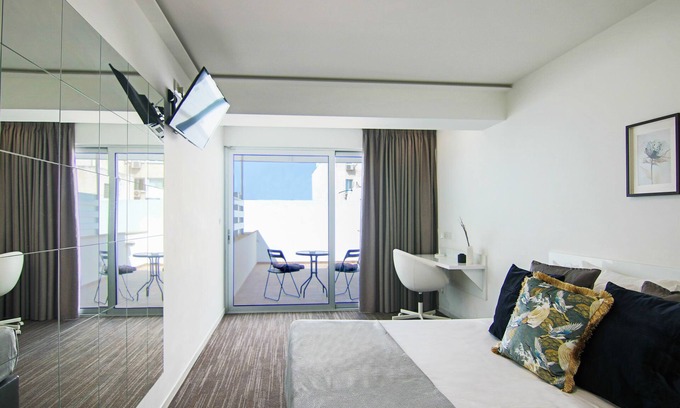 Acropolis Appartement | Phaedrus Living Luxury Suite Nicosia 502