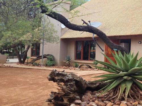 Thabazimbi Cabine | PHAKELA PRIVATE LODGE