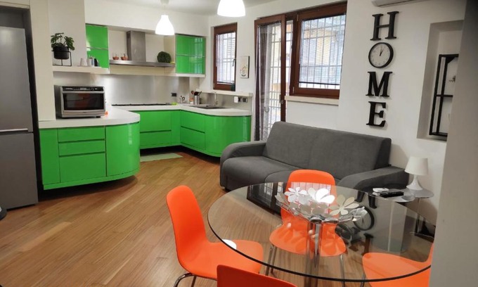 Vomero Appartement | Phoenix House