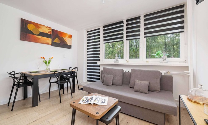Katowice Appartement | Piastów 5 Katowice | Comfy Apartment | Balcony | Smart TV | Silesian Park, Zoo