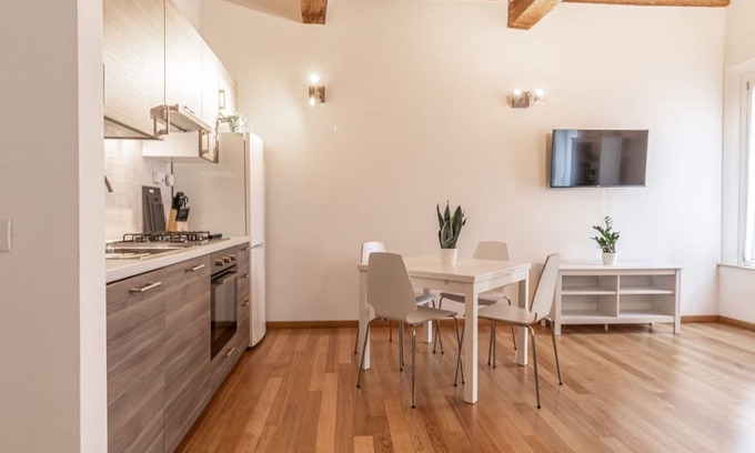 Carpi Appartement | [Piazza Martiri]-Au centre sous le Château