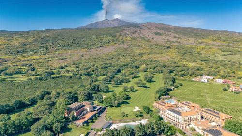 Rovittello Hôtel | Picciolo Etna Golf Resort & Spa, Curio Collection by Hilton