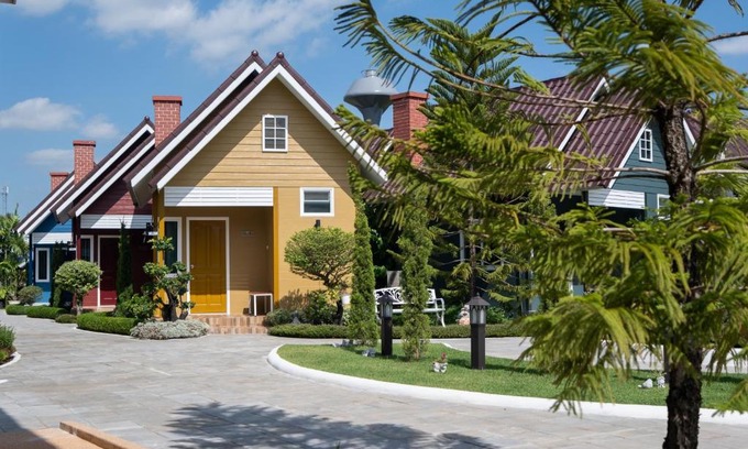 Watthana Nakhon Station Balnéaire | Picha Ville Resort