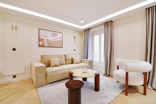 Gaillon Appartement | Pick A Flat's Apartments with Services in Opéra