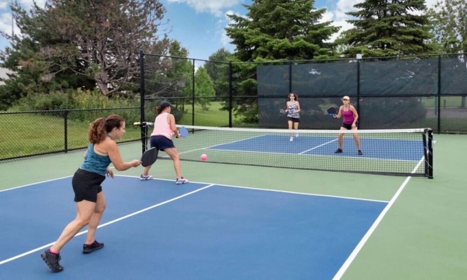 Dallas Maison | Pickleball Vacation In Dallas! Private 30x60 Court