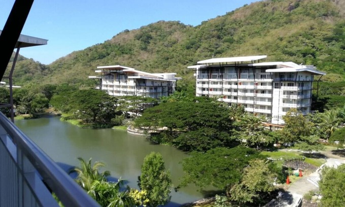 Nasugbu Appartement | Pico de Loro Beach et Country Club 3br6 Penthouse