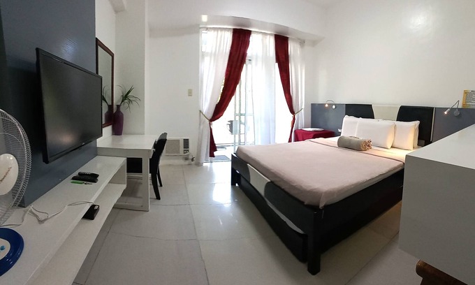 Nasugbu Appartement | Pico de Loro Cove à Hamilo Coast, Beach & Country Club, condo en bord de mer - B