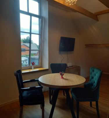 Cesis Maison | Pie Minūtes
