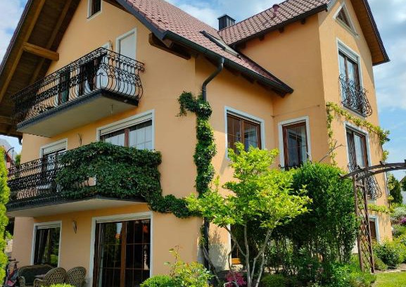 Neunburg vorm Wald Appartement | Piece of Greece