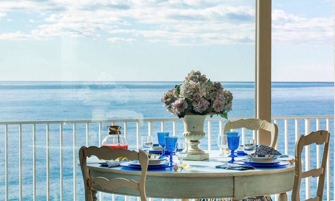 Riva Ligure Appartement | Pieds dans l'eau by Interhome