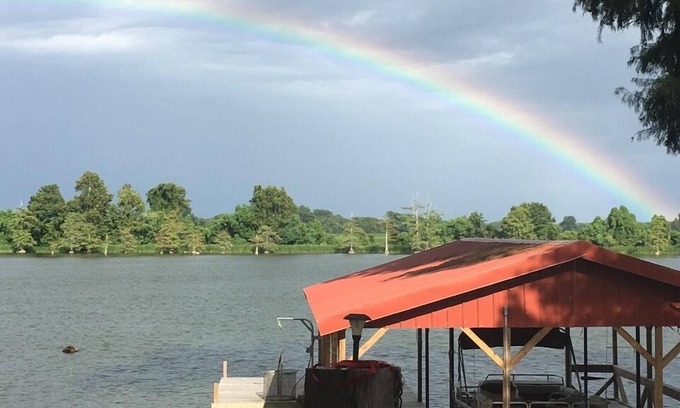 Ferriday Maison | PIER HAPPINESS on Lake Concordia Lakefront Rental!!