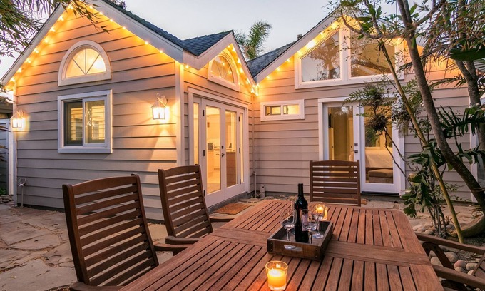 Pierpont Bay Maison | PIERPONT VENTURA UPSCALE À DEUX PAS DE LA PLAGE! 2 LITS / 2 BAINS / DEN FAMILY AMICAL